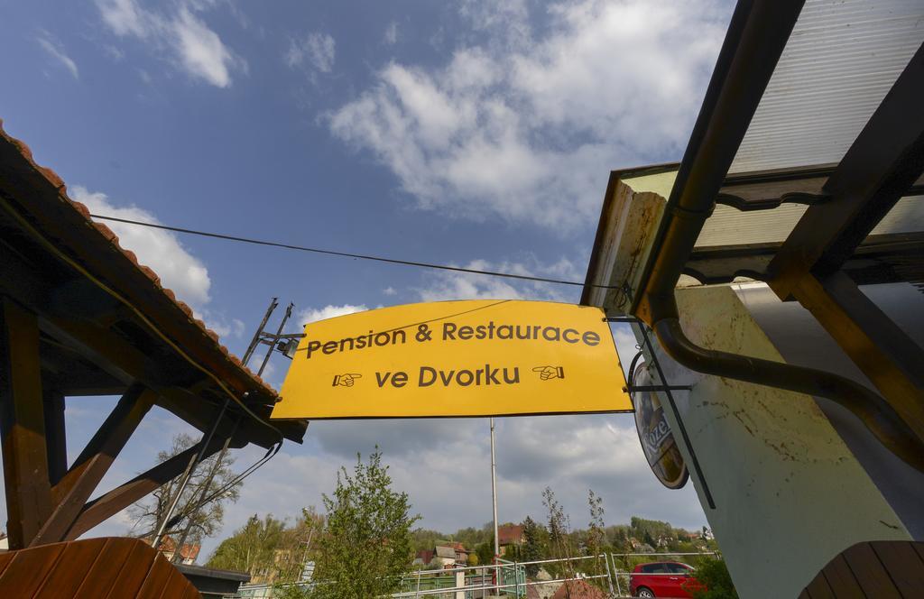Penzion Ve Dvorku Cesky Krumlov Exterior foto